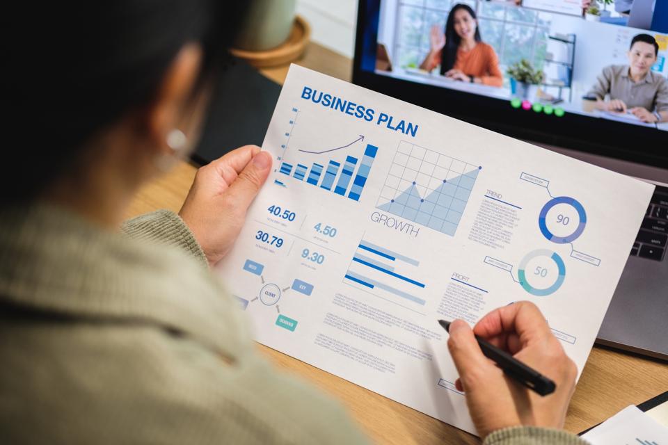 Business Project Planning | 17 Step Roadmap For A Kansas-based Company
